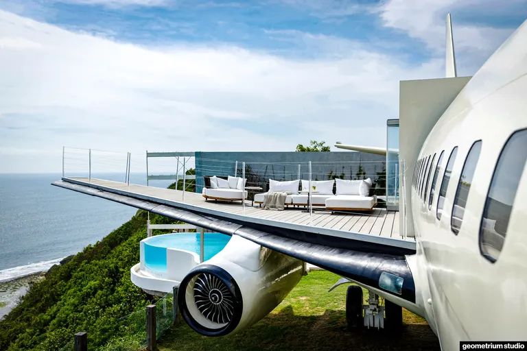 Balil ehitati Boeingu kere ümber elamuks.
