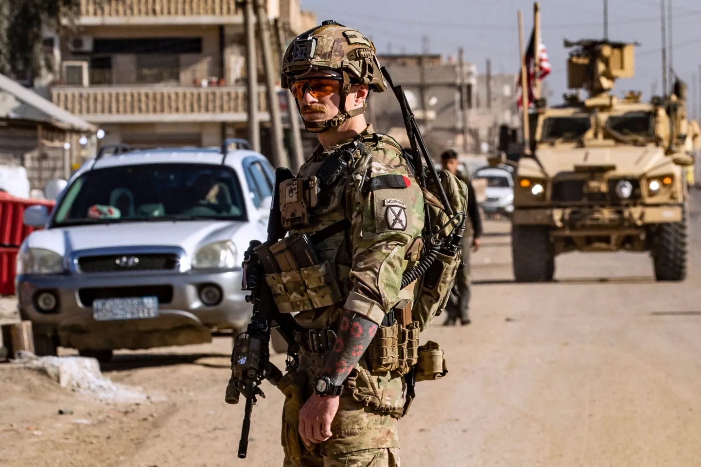 USA sõdurid jaanuaris patrullis Süüria kirdeosas asuvas Qamishli linnas, mis asub Hasakeh' provintsis, millest enamikku kontrollivad kurdide juhitavad Süüria Demokraatlikud Jõud (SDF).