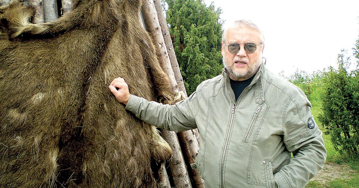 Suri näitleja ja lavastaja Väino Uibo