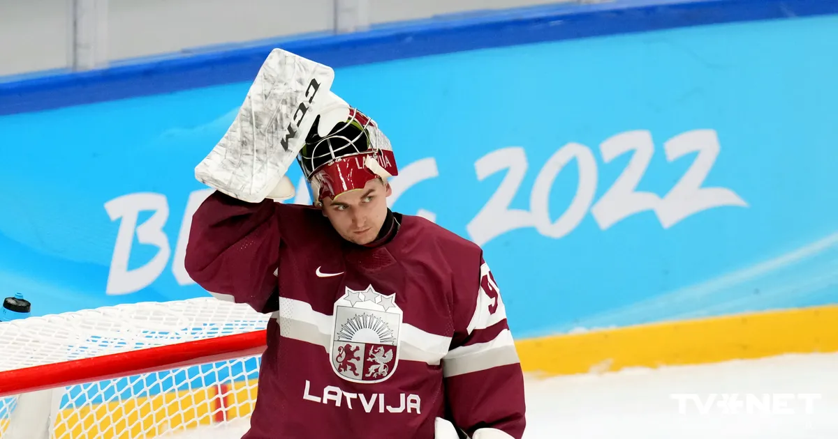 From Russia to Hungary: Hockey Player Kalniņš Finds New Team