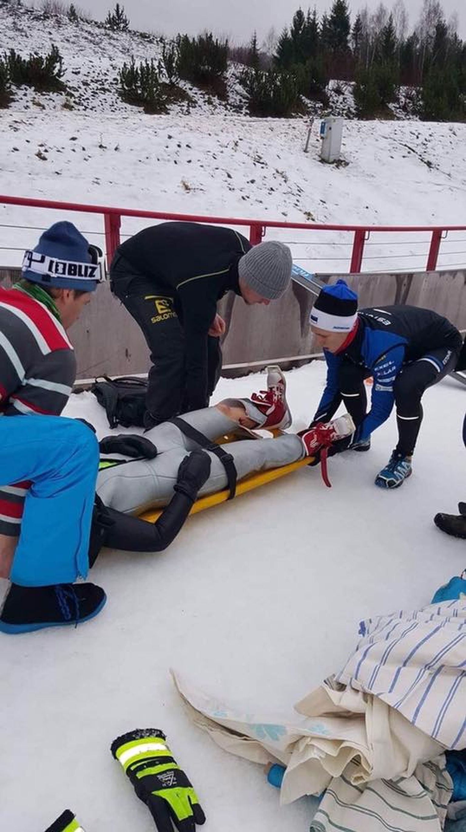 16-aastane kahevõistleja Triinu Hausenberg kukkus Tehvandi suusahüppemäel väga raskelt.