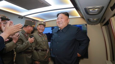 Põhja-Korea riigimeedia: Kim juhatas laupäeval ametlikult uue relva katsetust