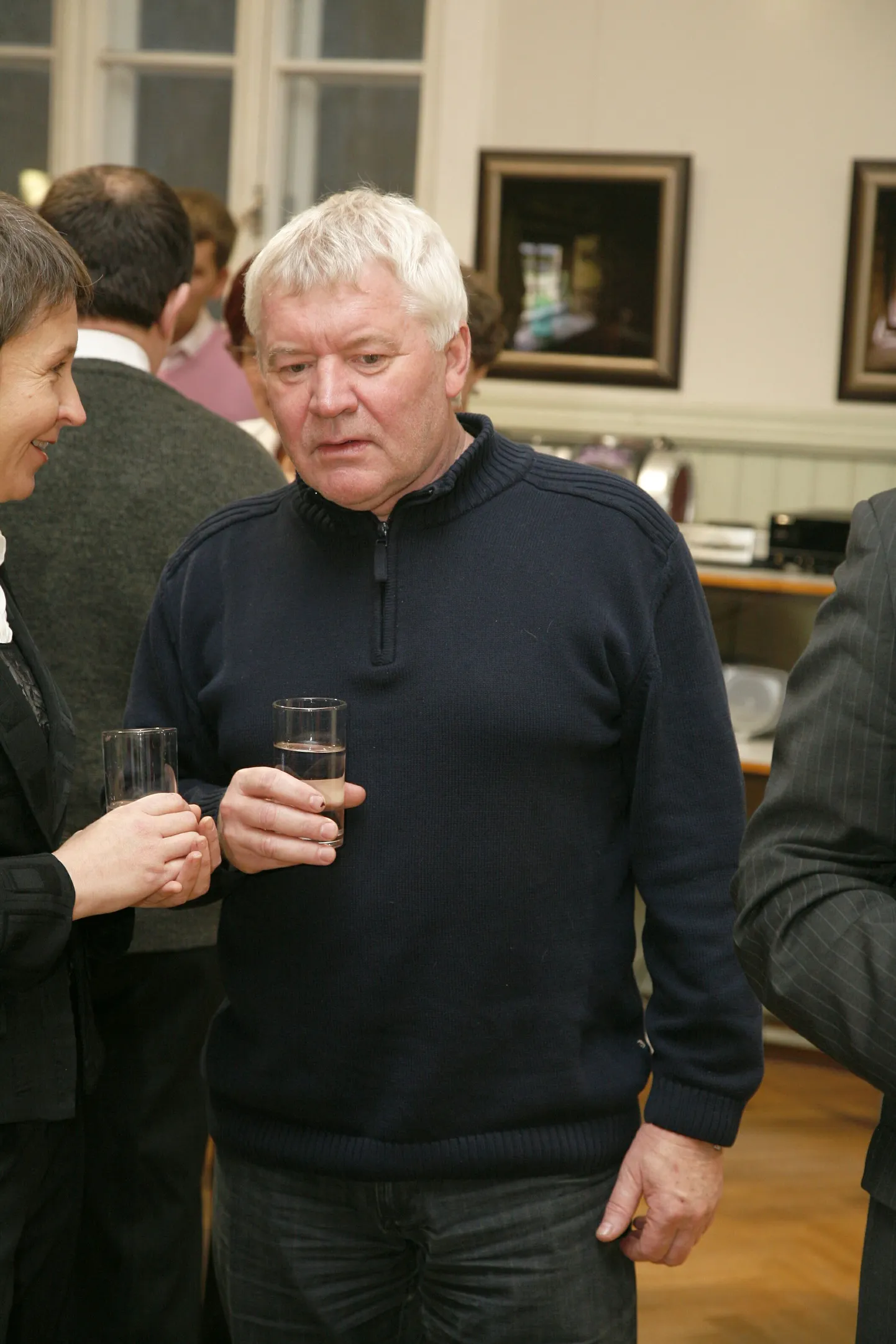 Vello Järvesalu.