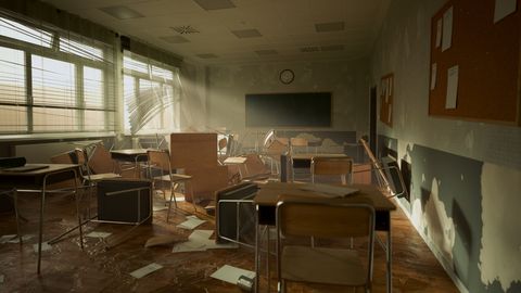 Noor naine paljastab, mis tunne on elada mahajäetud koolimajas