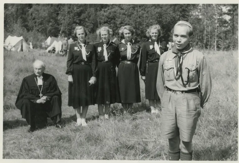 Johan Kõpp Eesti skautlike noorte laagris Rootsis, august 1952. FOTO: