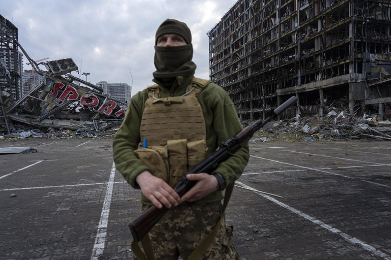 Ukraina sõdur eile Kiievis.