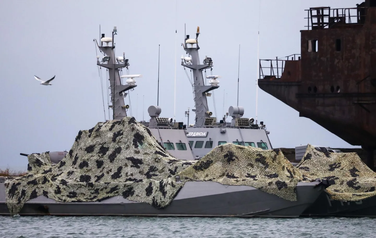 Ukraina mereväe suurtükikaatrid Nikopol ja Berdjansk, mille Venemaa 25. novembril hõivas, seisavad praegu Krimmis.