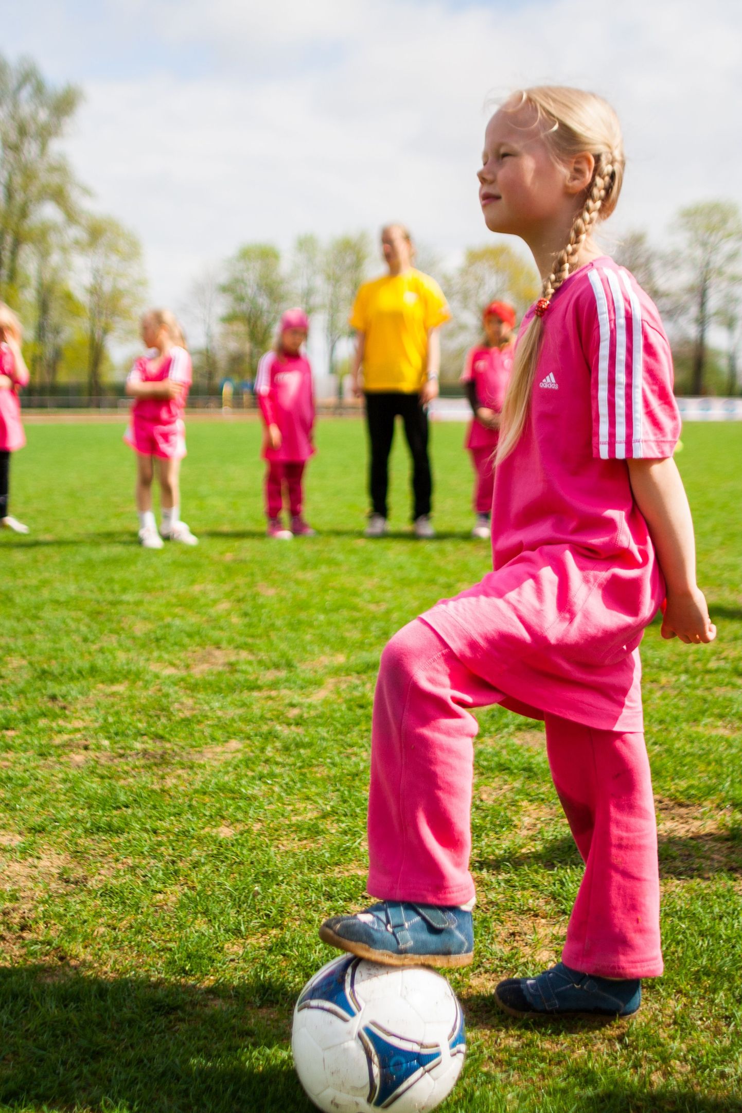 Esimene tüdrukute jalgpallifestival Tamme staadionil 2013.