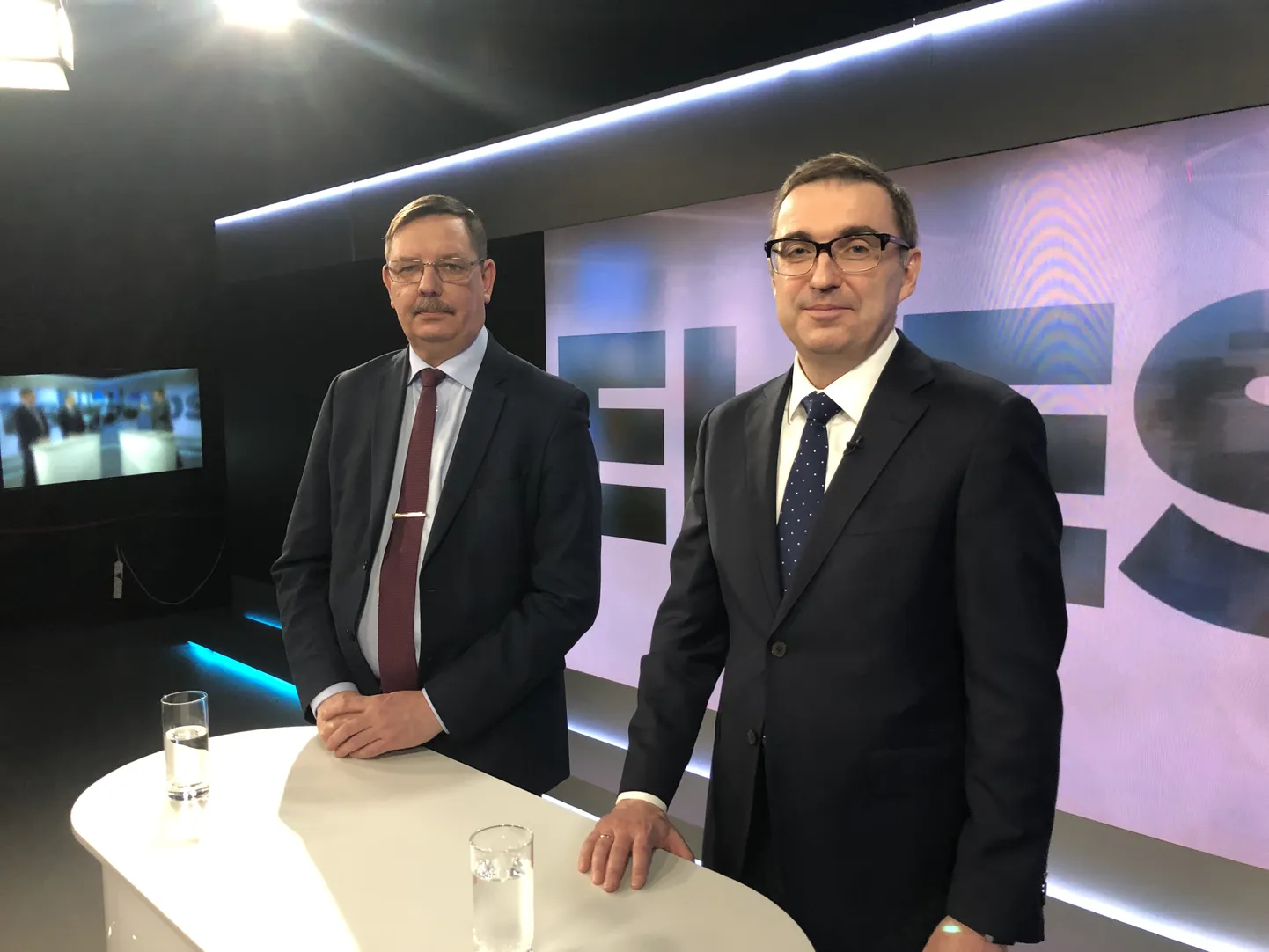 Ettevõtlus- ja infotehnoloogiaminister Andres Sutt ning majandus- ja taristuminister Taavi Aas Postimehe otsesaates.