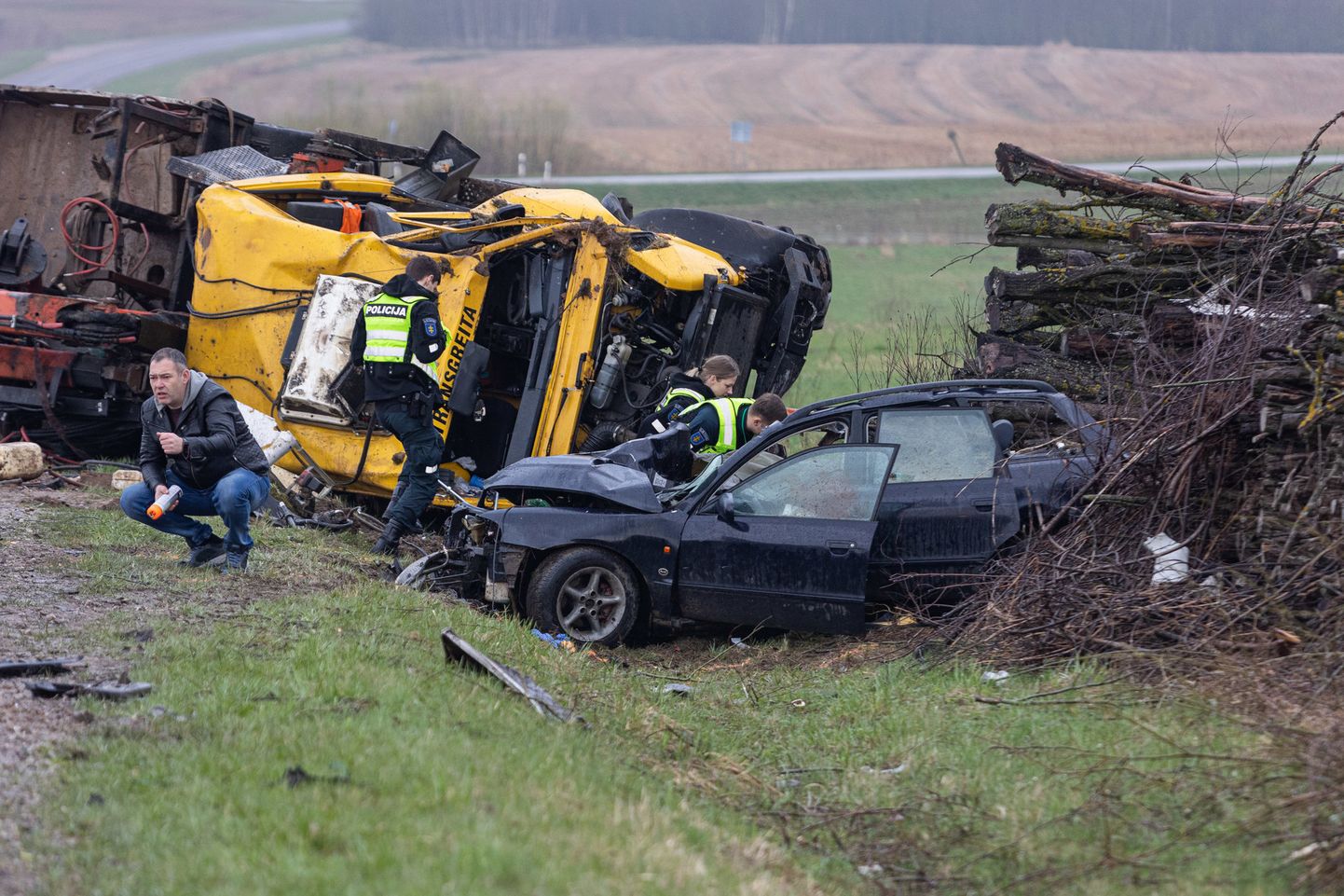 Трагическая авария в Литве: в аварии погибли пять человек, в том числе дети