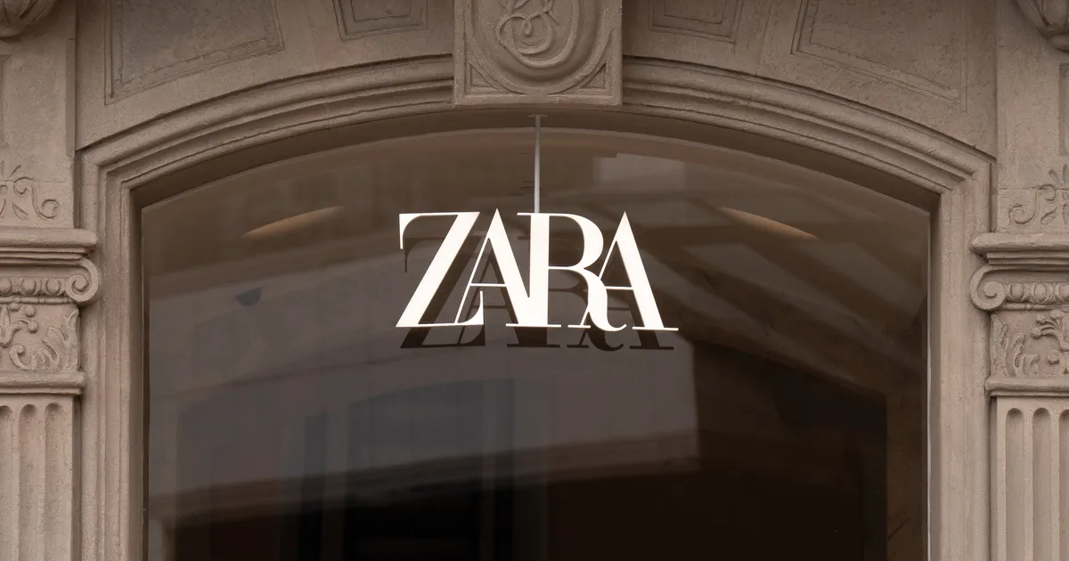 Scandal ⟩ Renumitul lanț de magazine ZARA a vândut tricouri cu un mesaj nepotrivit copiilor