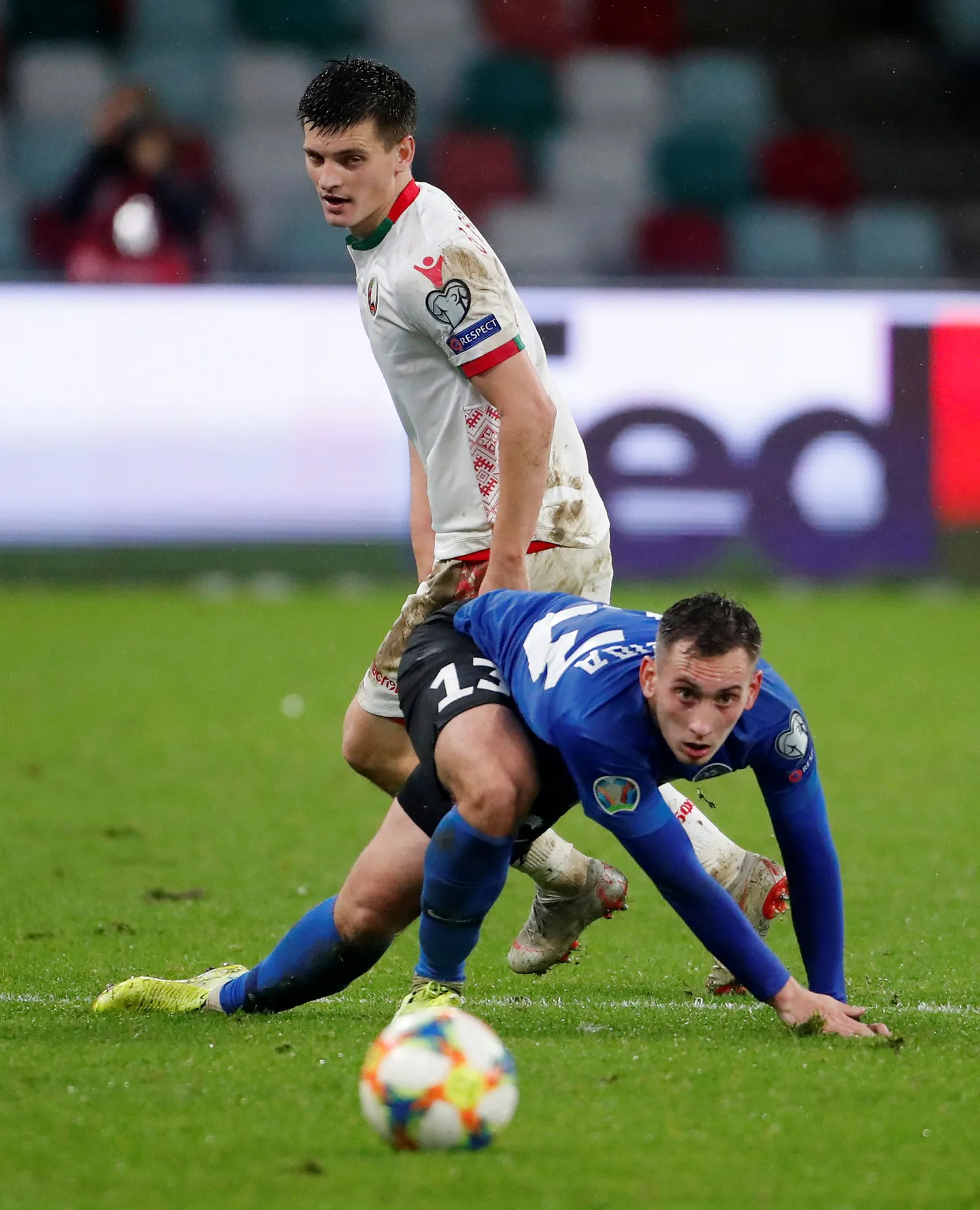 Vladislav Kreida (esiplaanil) oli viimane Eesti jalgpallur, kes Ukrainast pääses.