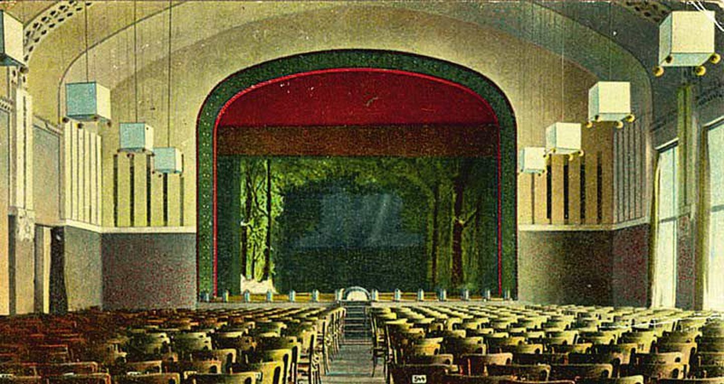 «Vanemuise teatrisaali sisevaade 20. sajandi alguses.