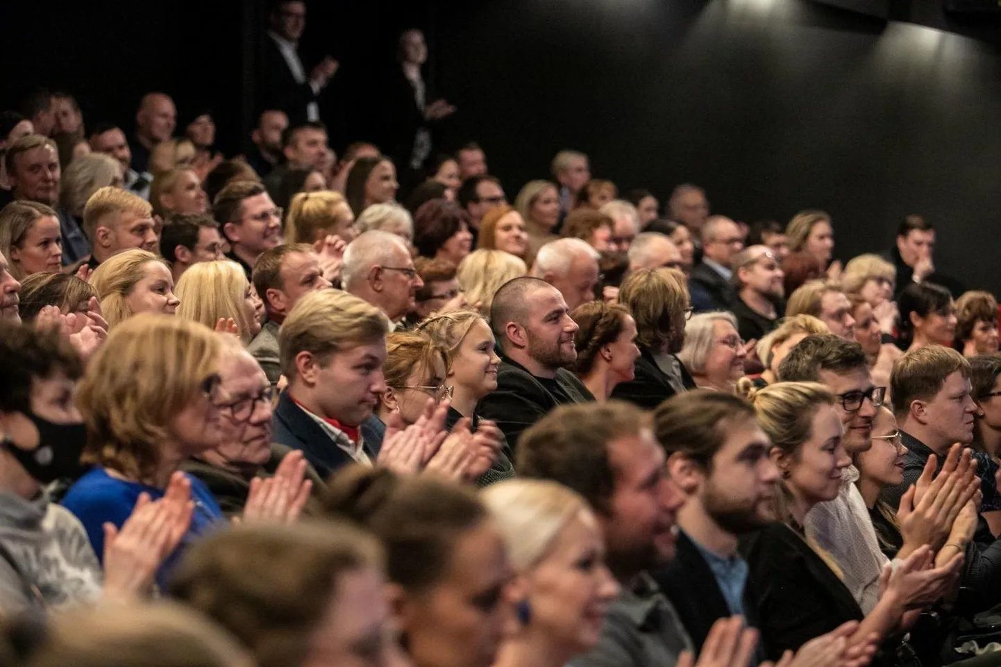 Kuigi Endla teatri külastatavus on pärast piirangute kaotamist suurenenud, ei osteta pileteid pikalt ­ette, otsus tehak­se viimasel hetkel.