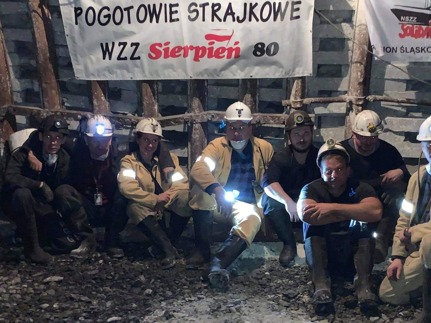 Streikivad söekaevurid Mysłowice-Wesoła kaevanduses 23. september 2020.