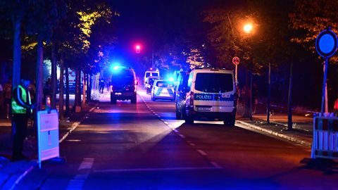 Berliinis sõitis kaubik rahvamassi, mitmed said viga