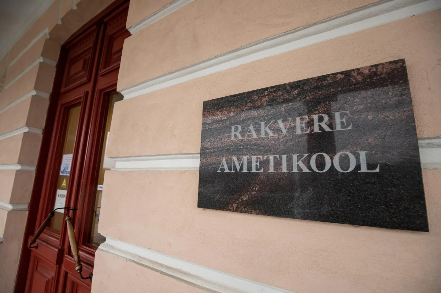 Ametikool ootab huvilisi mitmesugustele kursustele oma teadmisi ja oskusi täiendama.