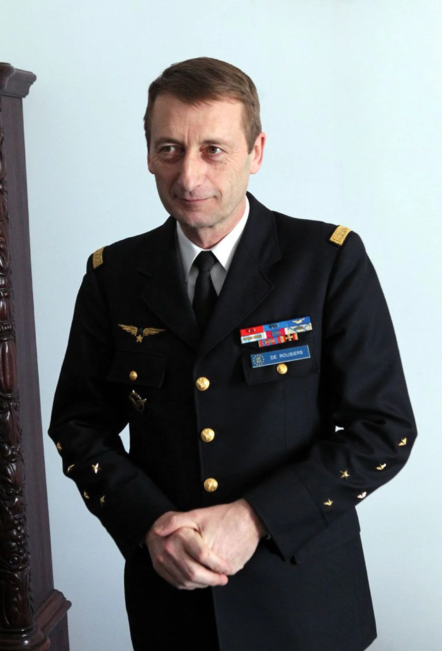 ELi sõjalise komitee esimees kindral Patrick de Rousiers.