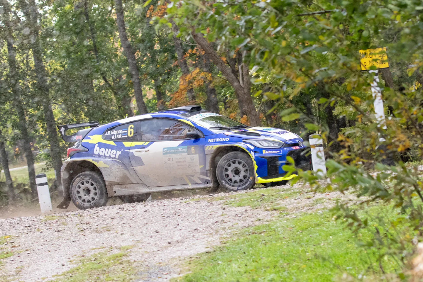 Joosep Ralf Nõgene sügisel Saaremaa rallil, kus tegi debüüdi Rally2-auto roolis ja startis Toyota Yarisega.