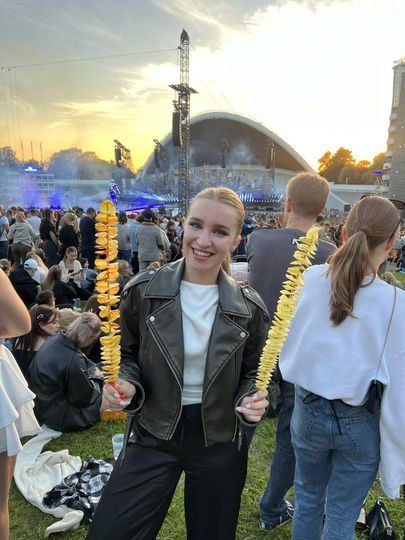 Анна-Мария на концерте The Weeknd в Таллинне.