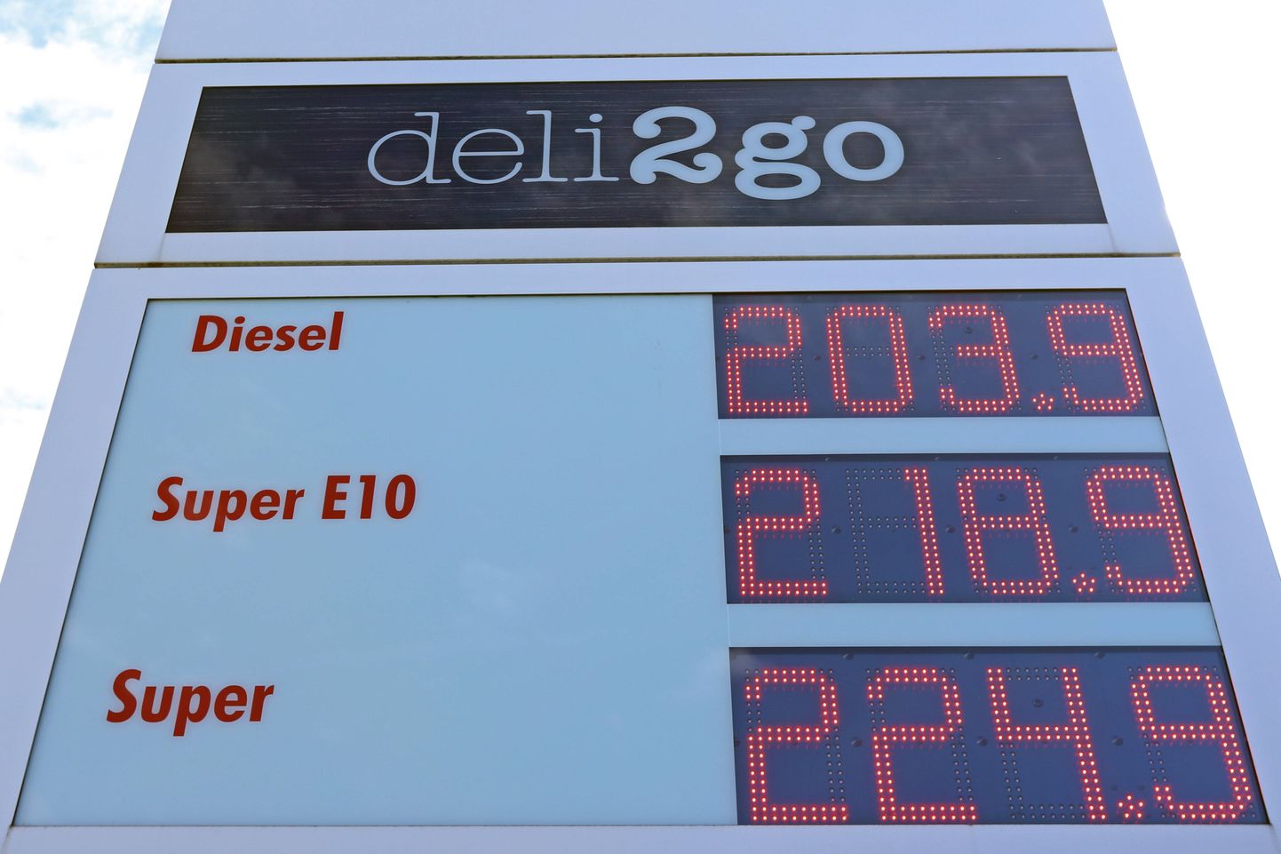 Kütuse hinnad täna Siegeni linnas Nordrhein-Westfalenis