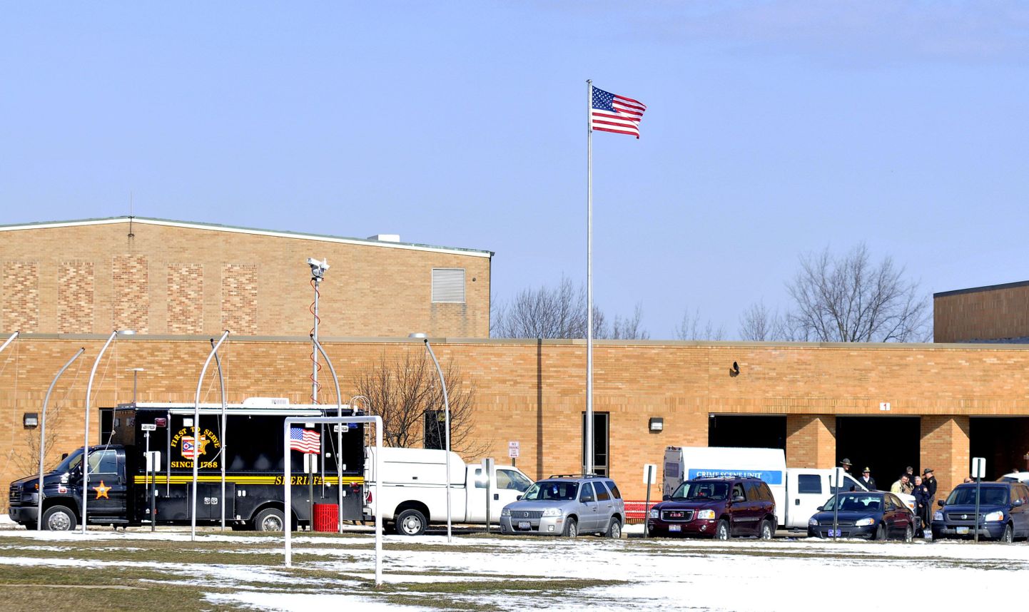 USAs Ohio osariigis Chardonis asuvas koolis leidis aset tulistamisintsident