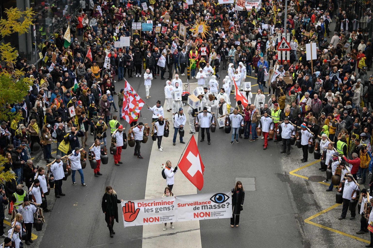 Covid-19 meetmete vastased meeleavaldused eile Šveitsis.
