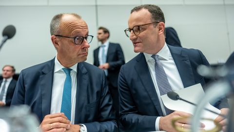 ÜLEVAADE ⟩ Asendusemaduse skandaal annab Merzile võimaluse valitsusremondiks