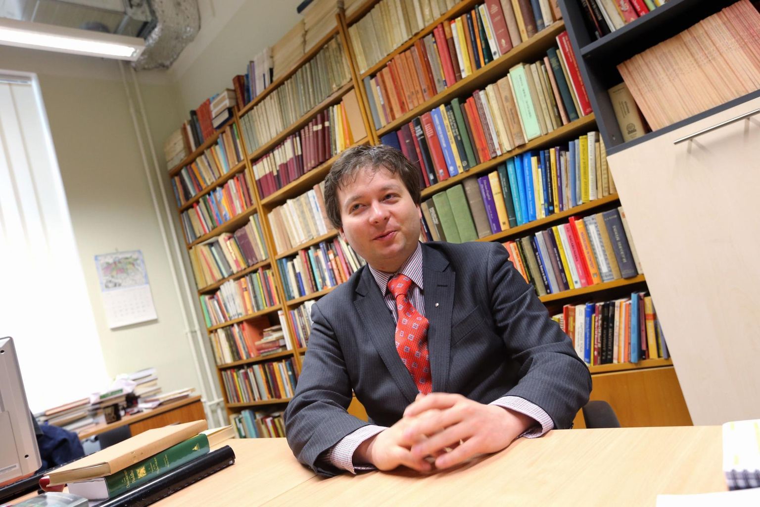 Peeter Espak, Tartu Ülikooli orientalistikakeskuse vanemteadur ja MTÜ Ühiskonnauuringute Instituut juhataja