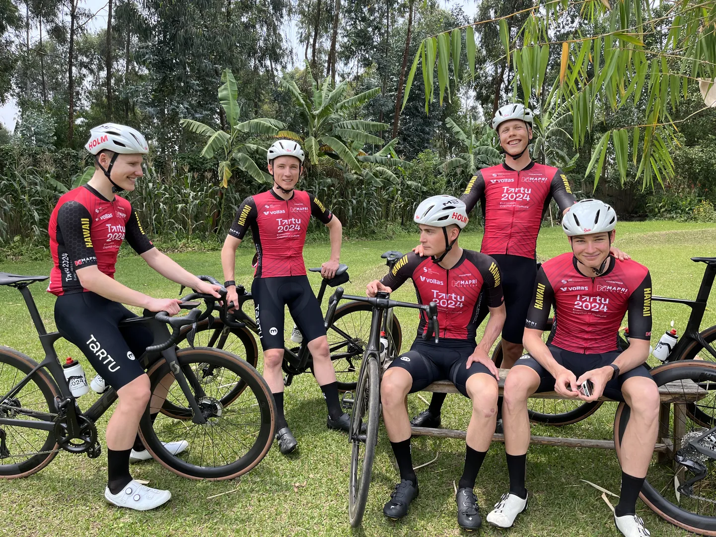 Tänavusel hooajal Tartu 2024 Cycling Team nime kandev meeskond on Rwandas oma kogenumate sõitjatega.