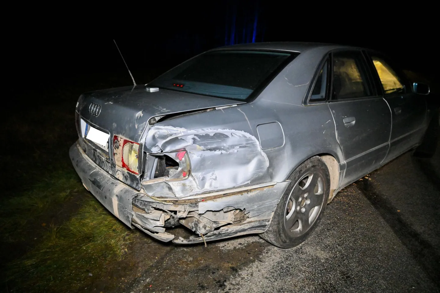 Koksvere lähedal põrkas laupäeval kaks autot kokku.