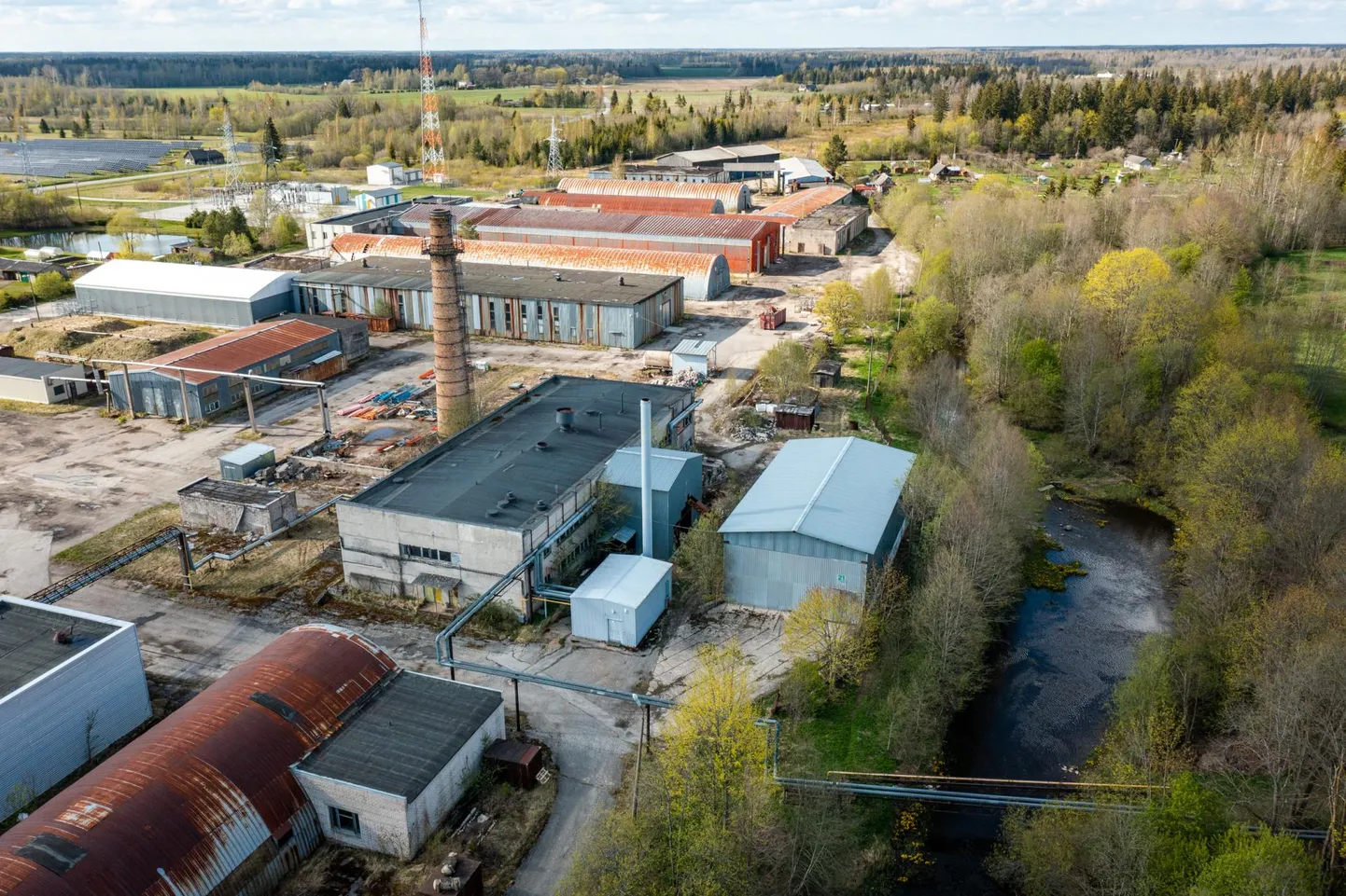 Kui Wendre krundi müüdud saab, siis on olemas kokkulepe, et Adven võib katlamajja paigaldada põlevkiviõli mahuti.
