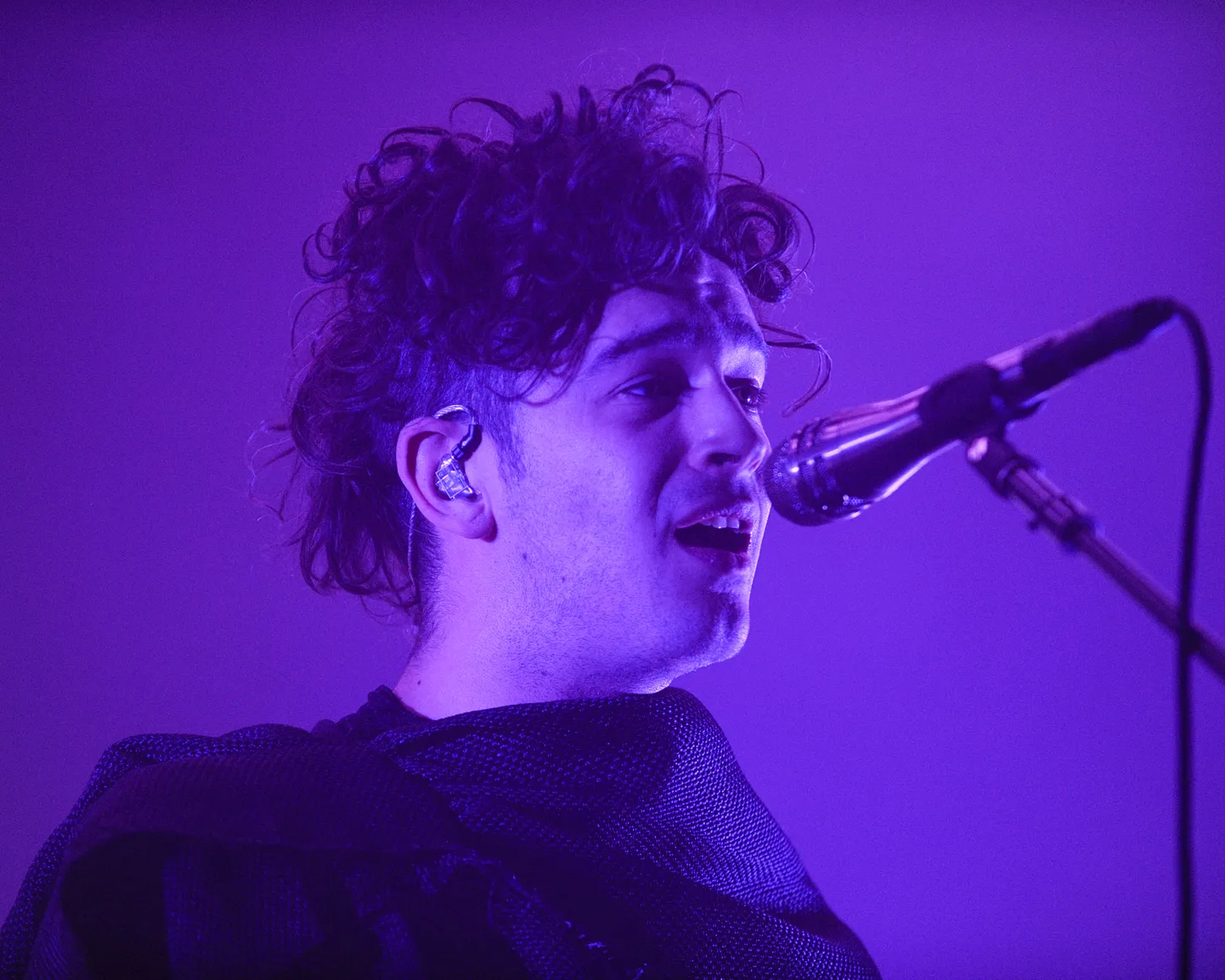 Grupas "The 1975" solists Metijs Hīlijs