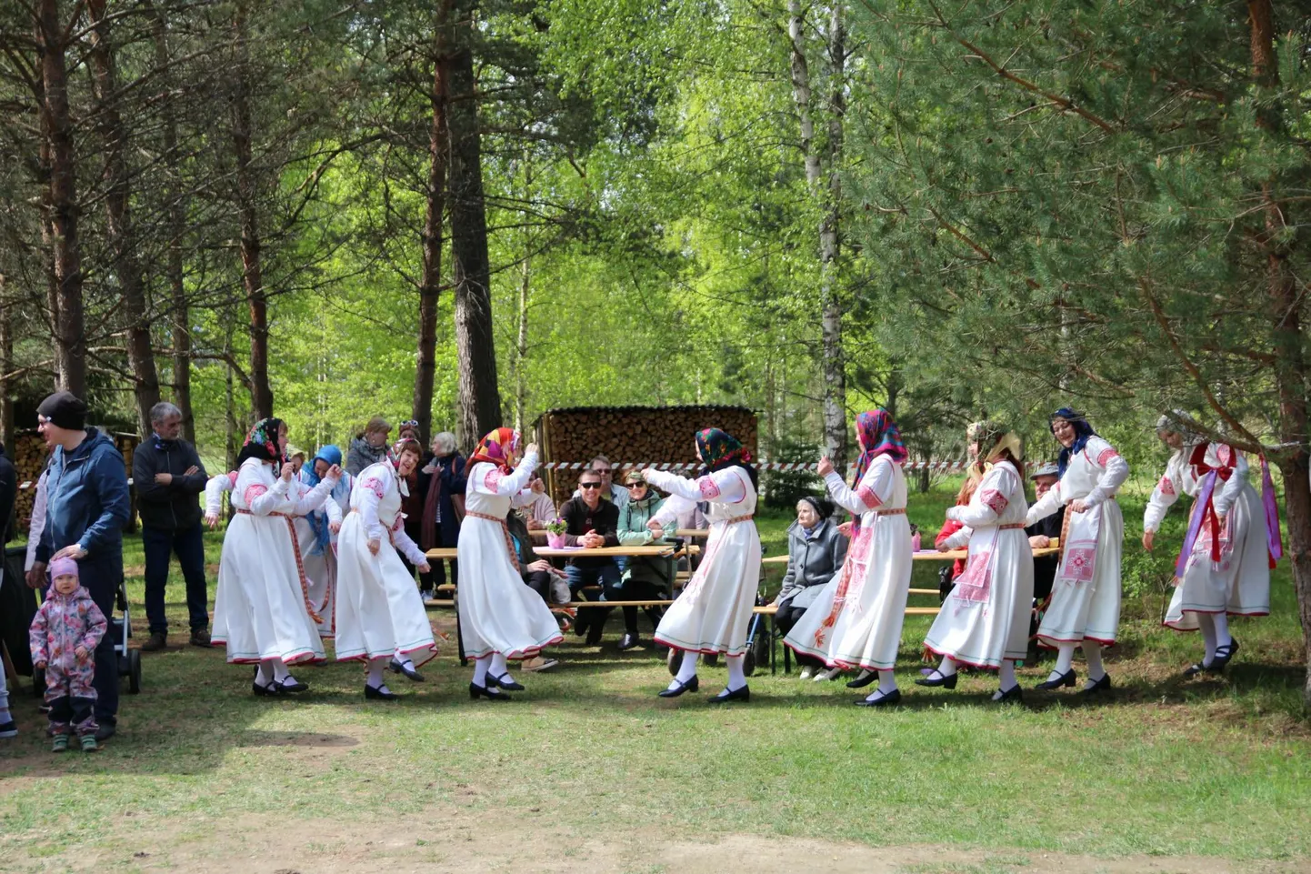 Postitee pillerkaaritas hommikust õhtuni.