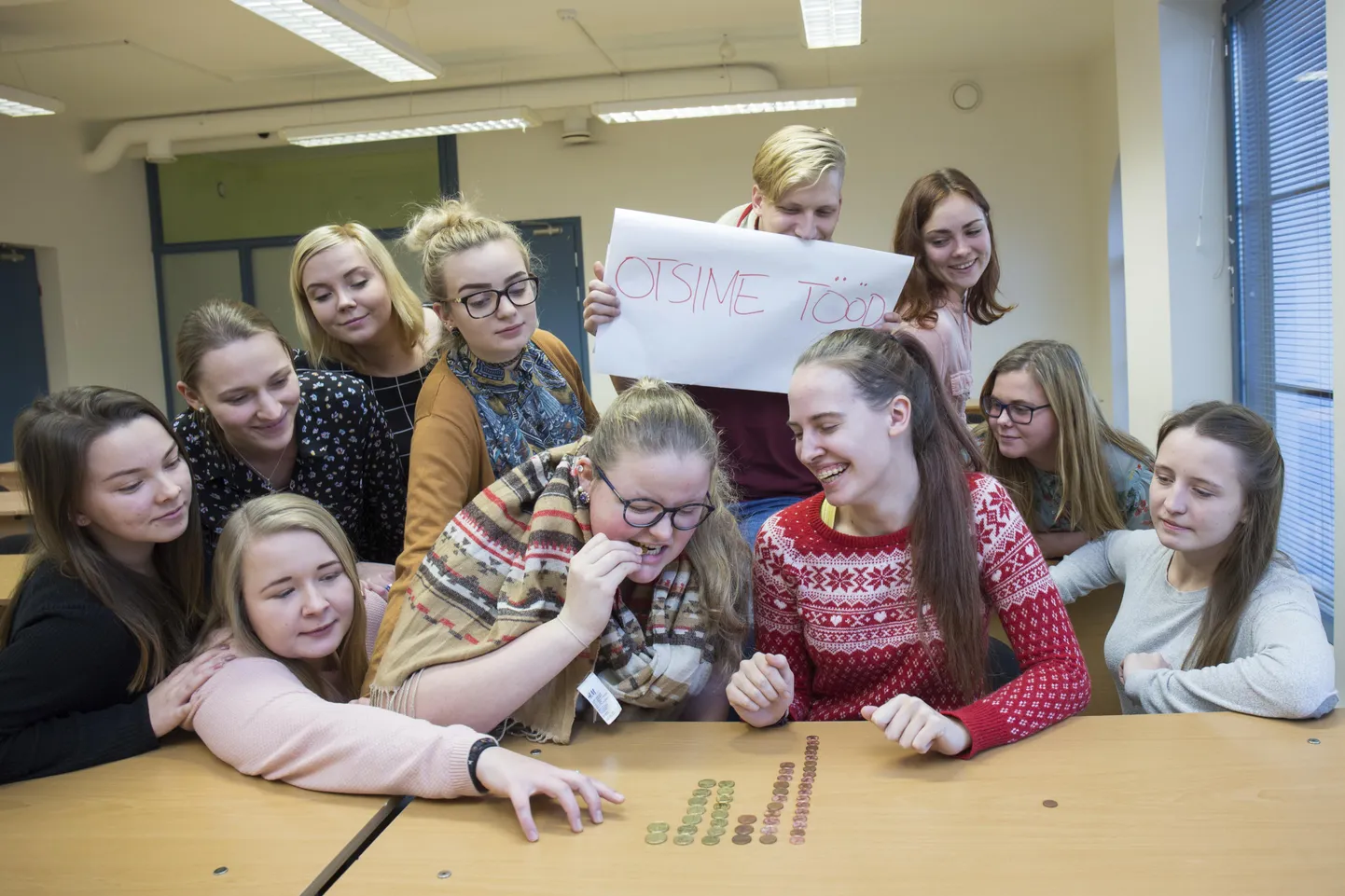 Akadeemia esimese kursuse tragid kultuurikorraldajad kuuluvad tudengite hulka, kes on õpingute kõrvalt töötamisest väga huvitatud.