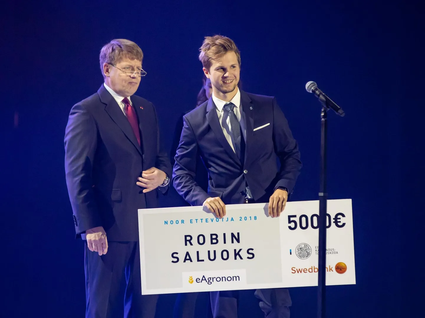 Pildil Noor ettevõtja 2018, Robin Saluoks.