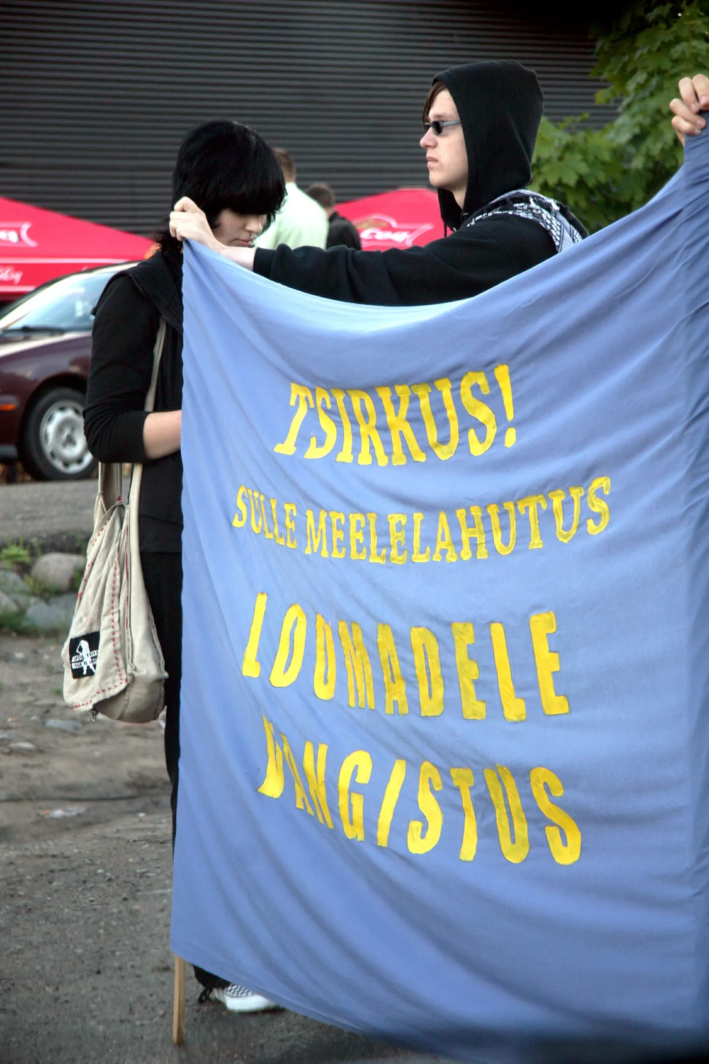 Meeleavaldus Pärnus Port Arturi juures.