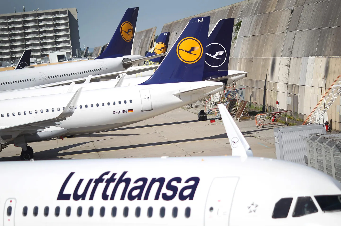 Lufthansa.