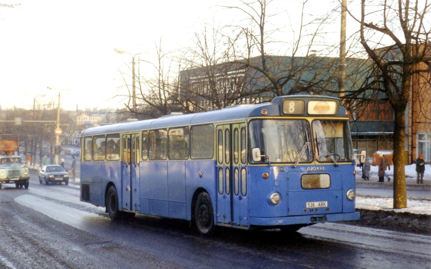 Tampere kinkis Tartule mitukümmend pruugitud bussi, mis aitas siinset ühistransporti toimimas hoida.