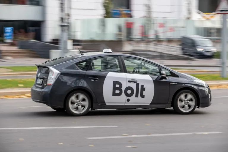 Такси платформы Bolt. Иллюстративное фото.
