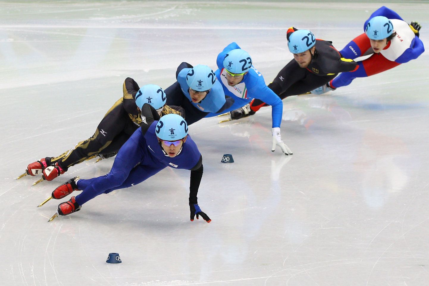 Jung-Su Lee (juhtimas) püstitas eelsõidus uue olümpiarekordi
