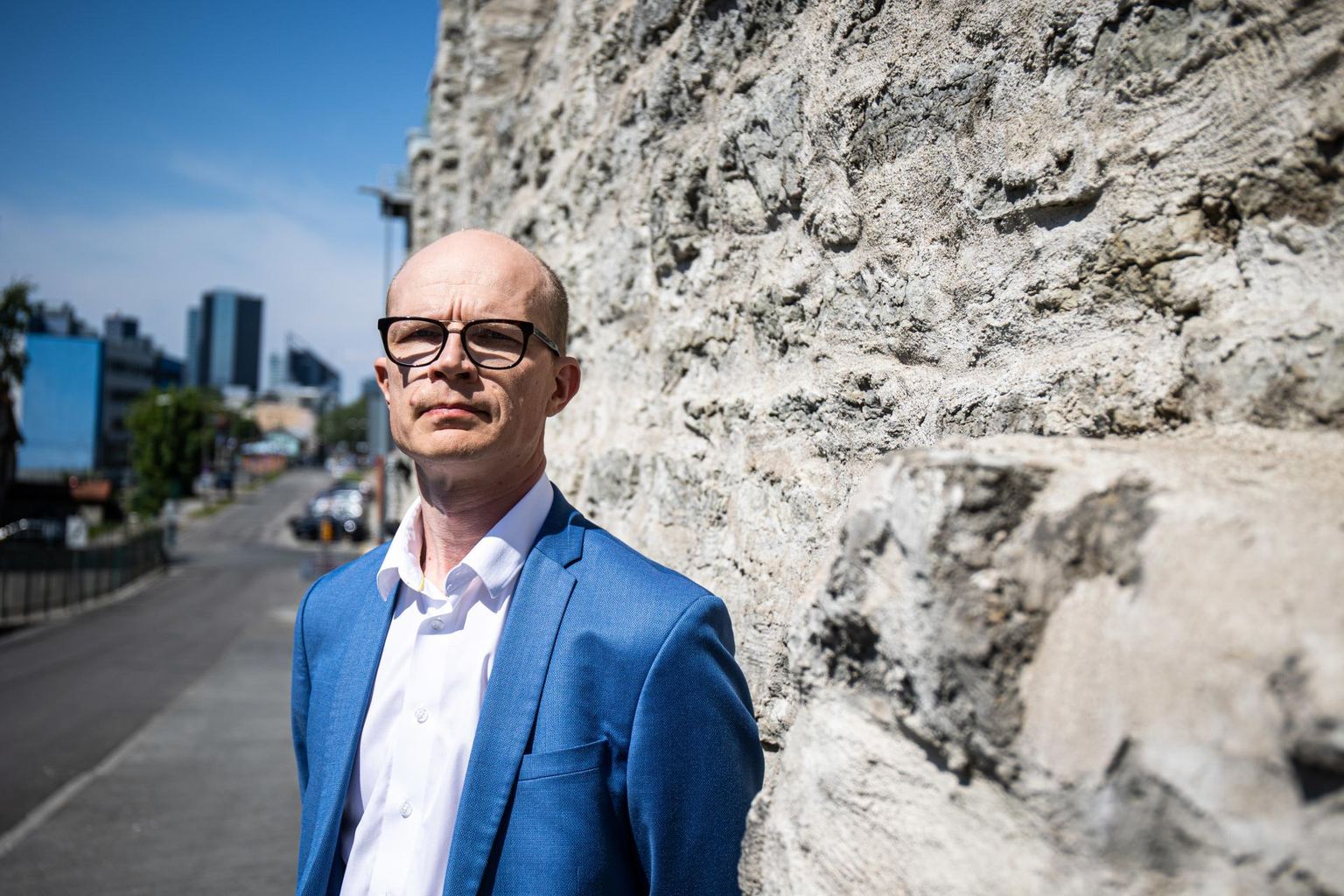 Eesti advokatuuri esimehe Jaanus Tehveri sõnul on poliitiline tahe õigushariduse küsimuses midagi ette võtta praegu kriitilise tähtsusega.