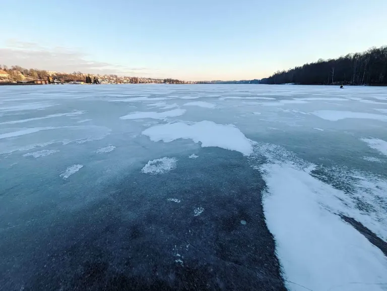 Viljandi järvel saab uisutada!