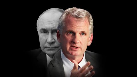 Pazīstamais vēsturnieks Snaiders komentē Rietumu lomu Putina nenovēršamajā krišanā