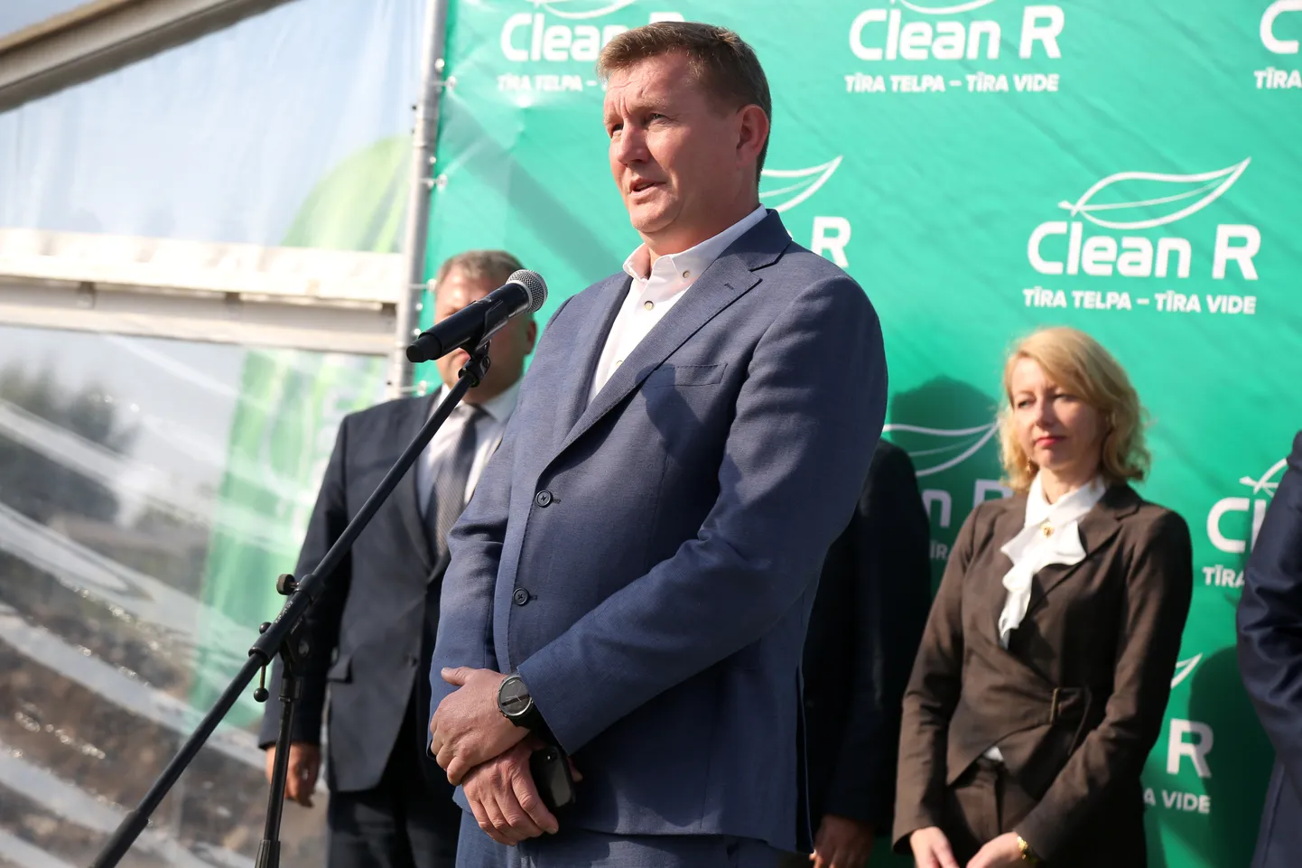 Latvijas Būvniecības padomes priekšsēdētājs Gints Miķelsons piedalās "Clean R" jaunā būvniecības atkritumu šķirošanas un pārstrādes centra "Nomales" atklāšanas pasākumā.