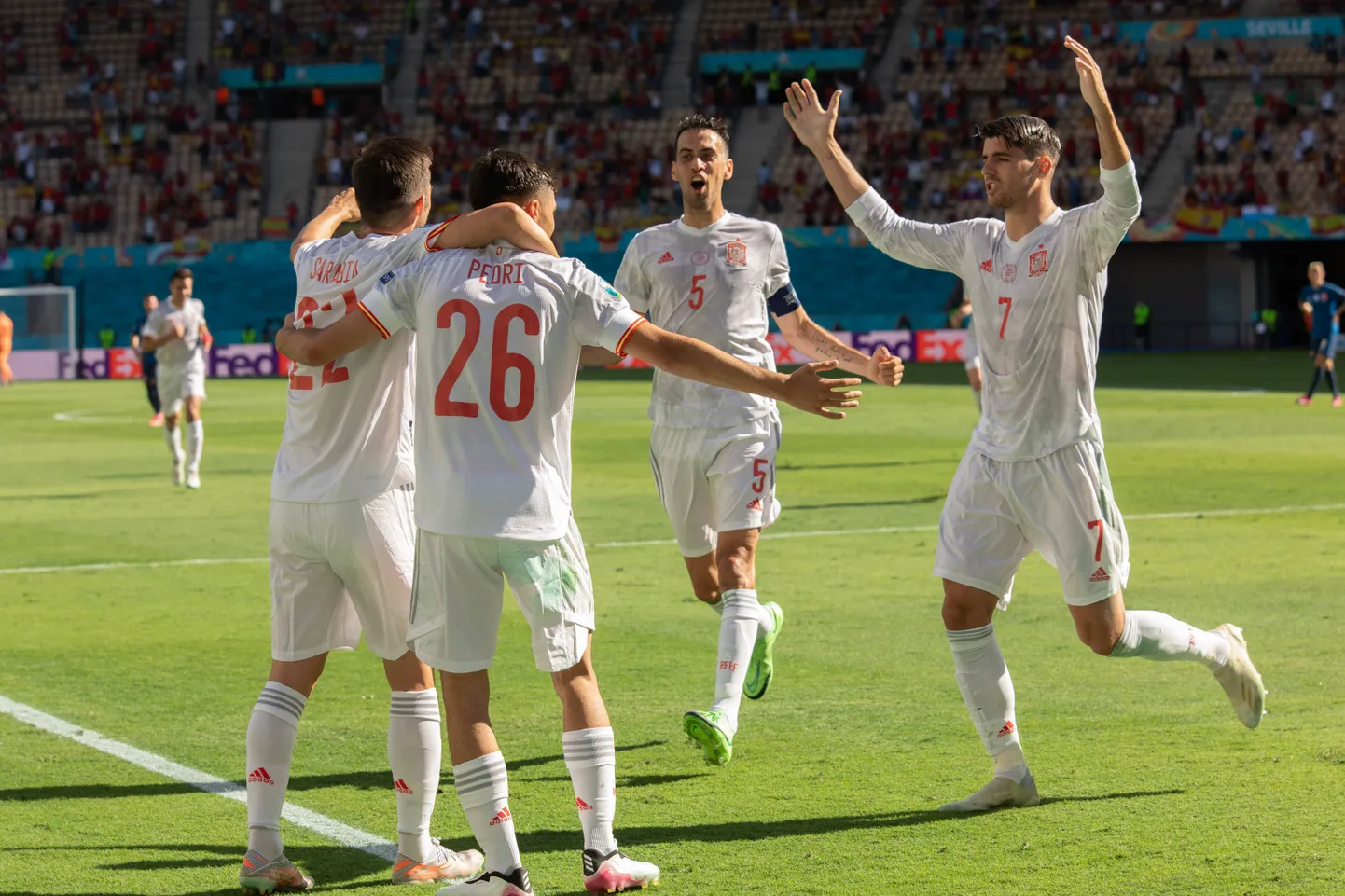 Hispaania sai viimases alagrupimängus paisu tagant välja, teenides Slovakkia üle 5:0 võidu.