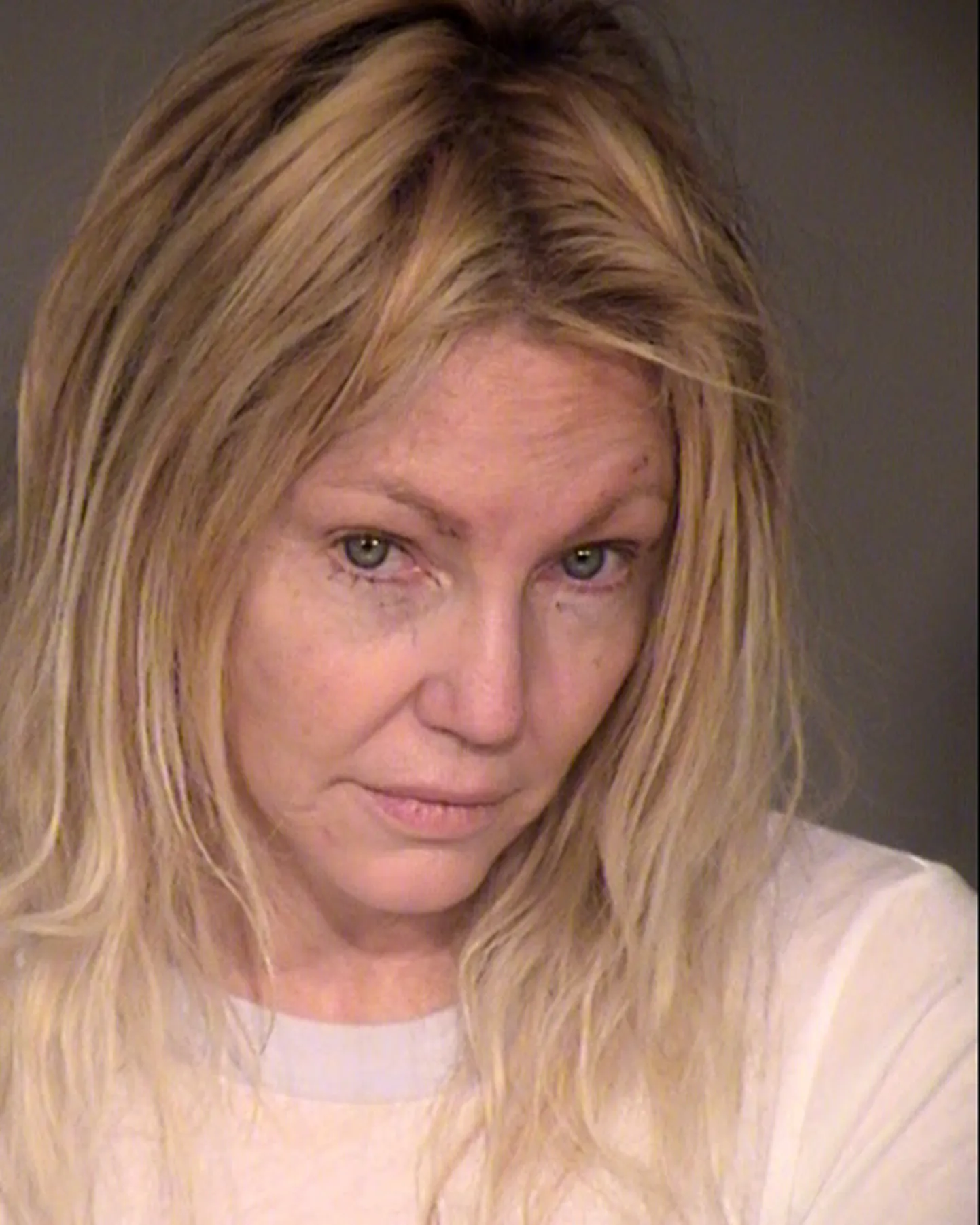 Heather Locklear aasta alguses tehtud politseifotol