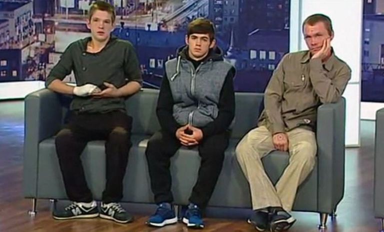 Vasakult alates: 17-aastane Viktor, 15-aastane Volodja ja 35-aastane Ivan Jermin