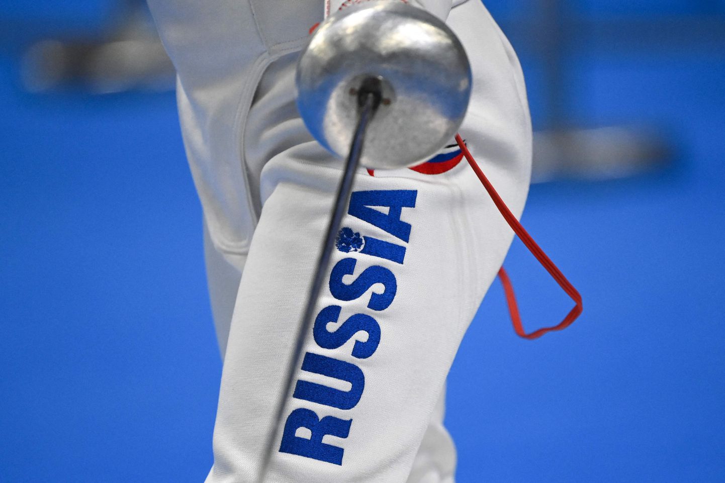 Форма российской сборной по фехтованию, иллюстративное фото.