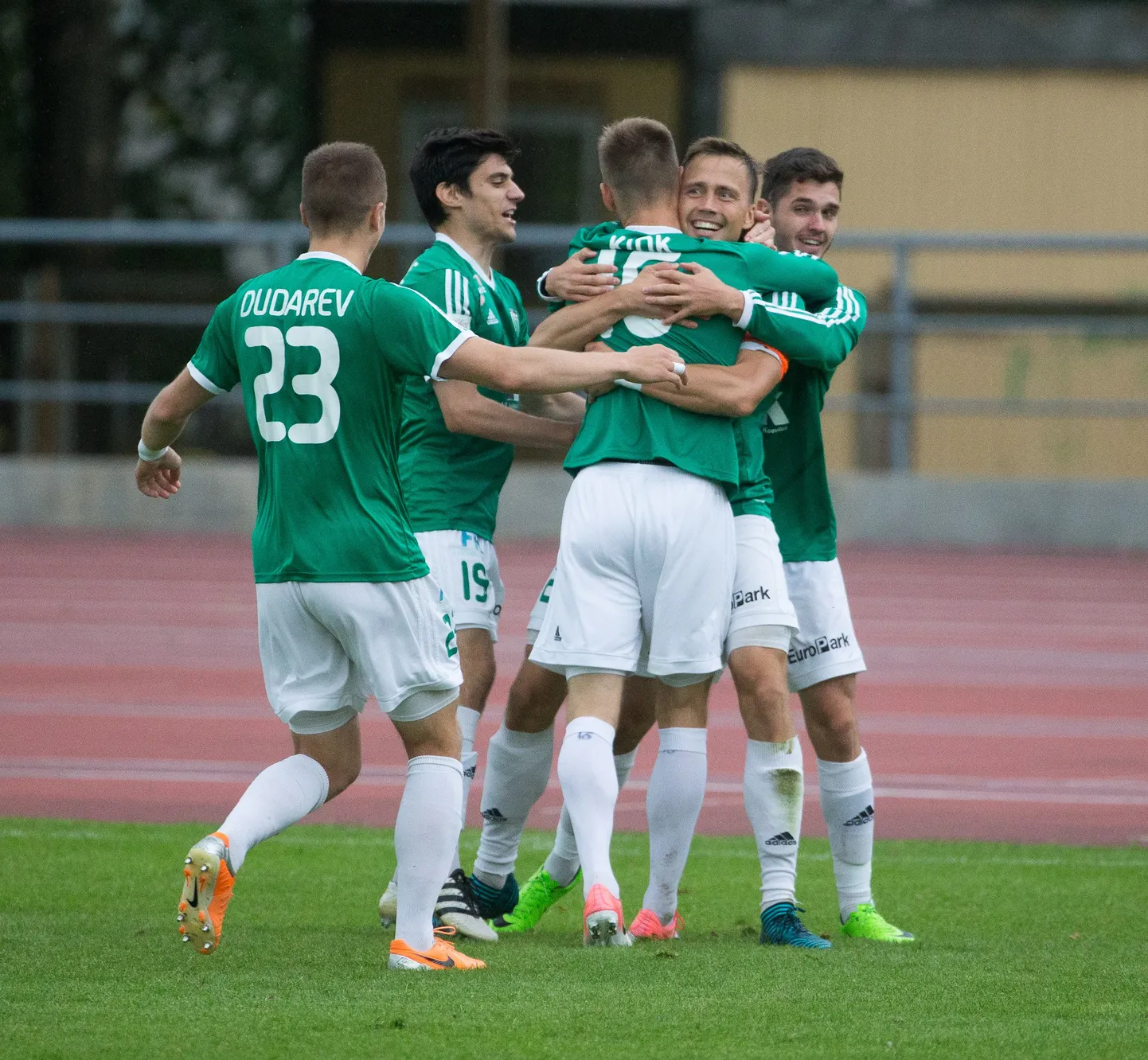 Levadia mängijad.